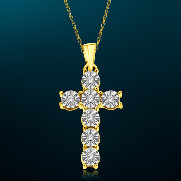 1/10 Cttw Diamond Cross Necklace in Sterling Silver