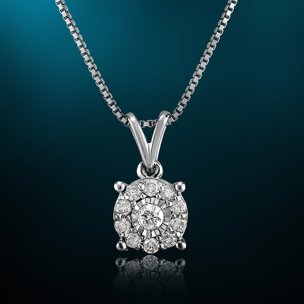 1/4 Cttw Diamond Princess Halo Necklace